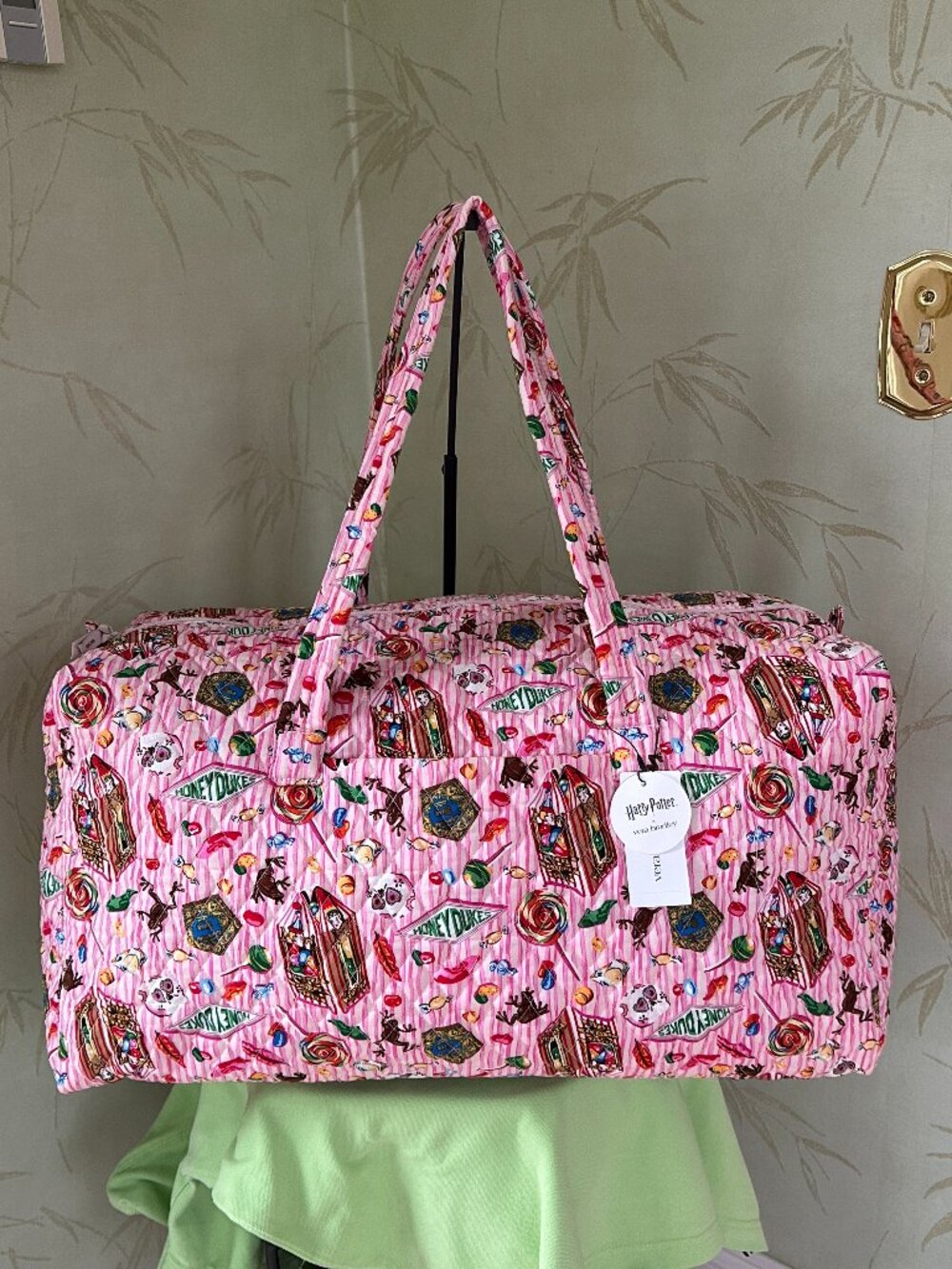 VERA BRADLEY HARRY POTTER TRAVEL DUFFEL BAG:NWT HONEYDUKES